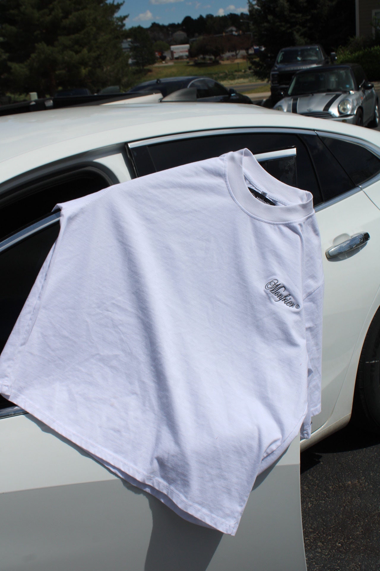 Gray embroidered Monfrier Signature Cropped Tee