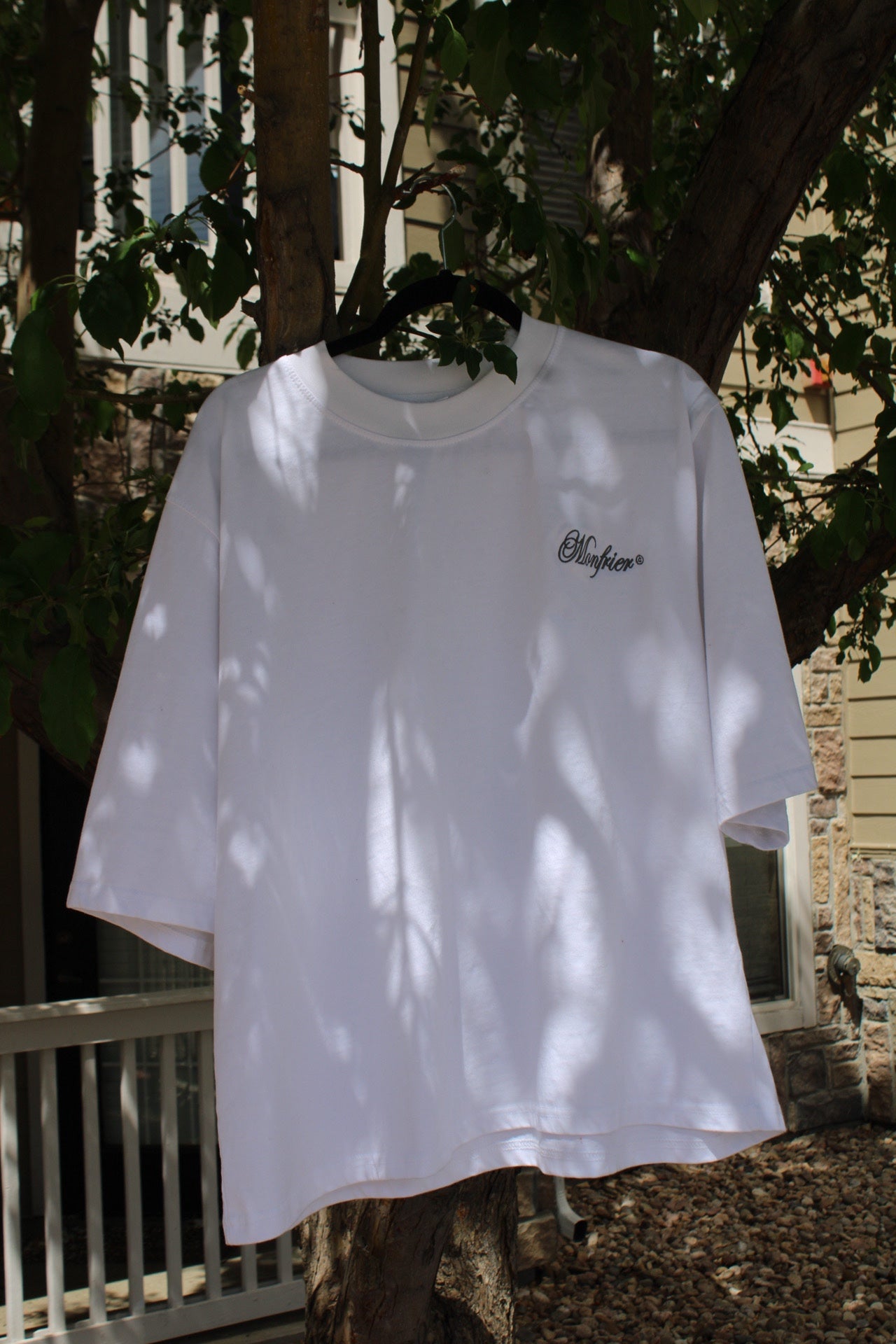 Gray embroidered Monfrier Signature Cropped Tee